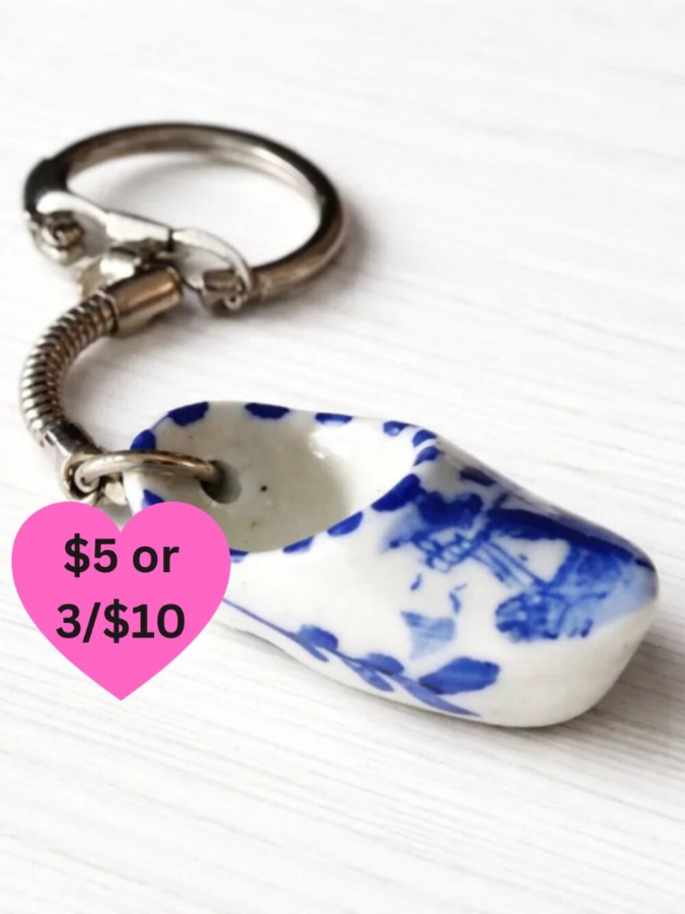 Vintage Delft Key Chain